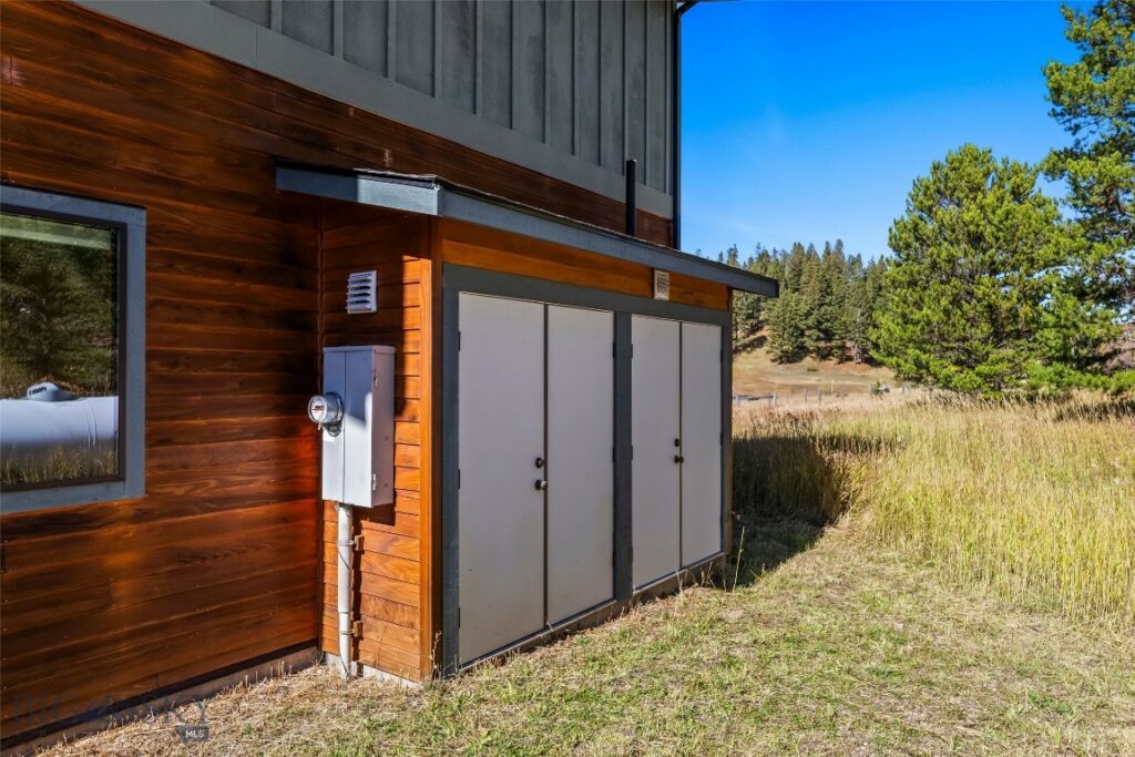 16614 Bridger Canyon Road, Bozeman MT 59715