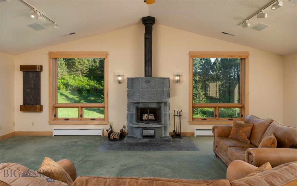 2355 Sawmill Road, Bozeman MT 59715