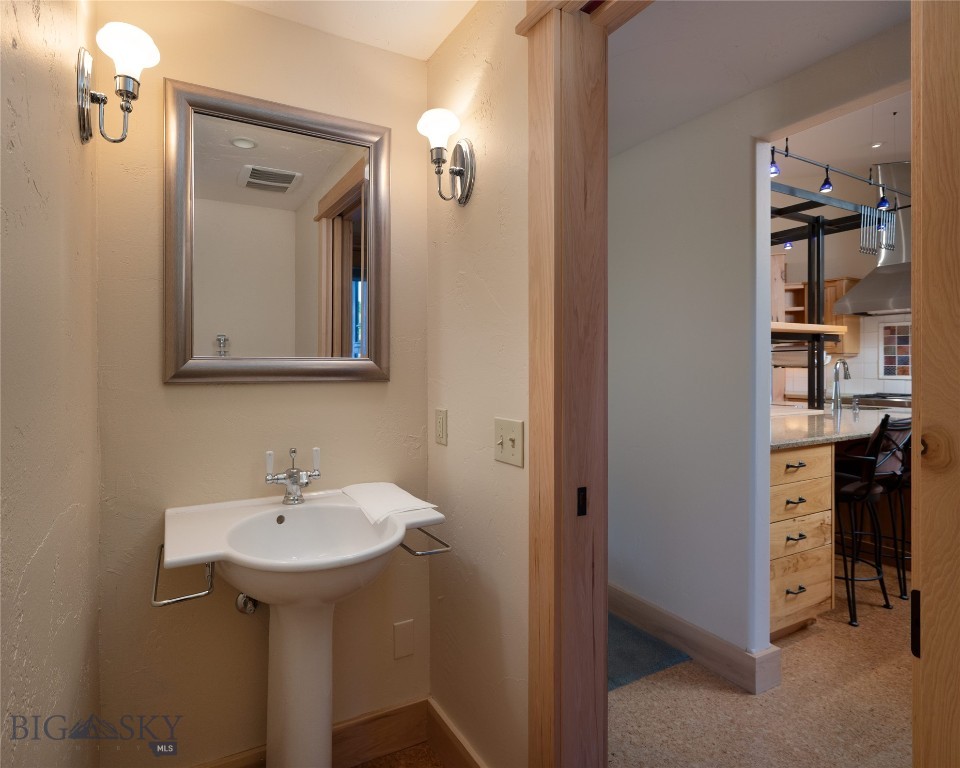 2355 Sawmill Road, Bozeman MT 59715
