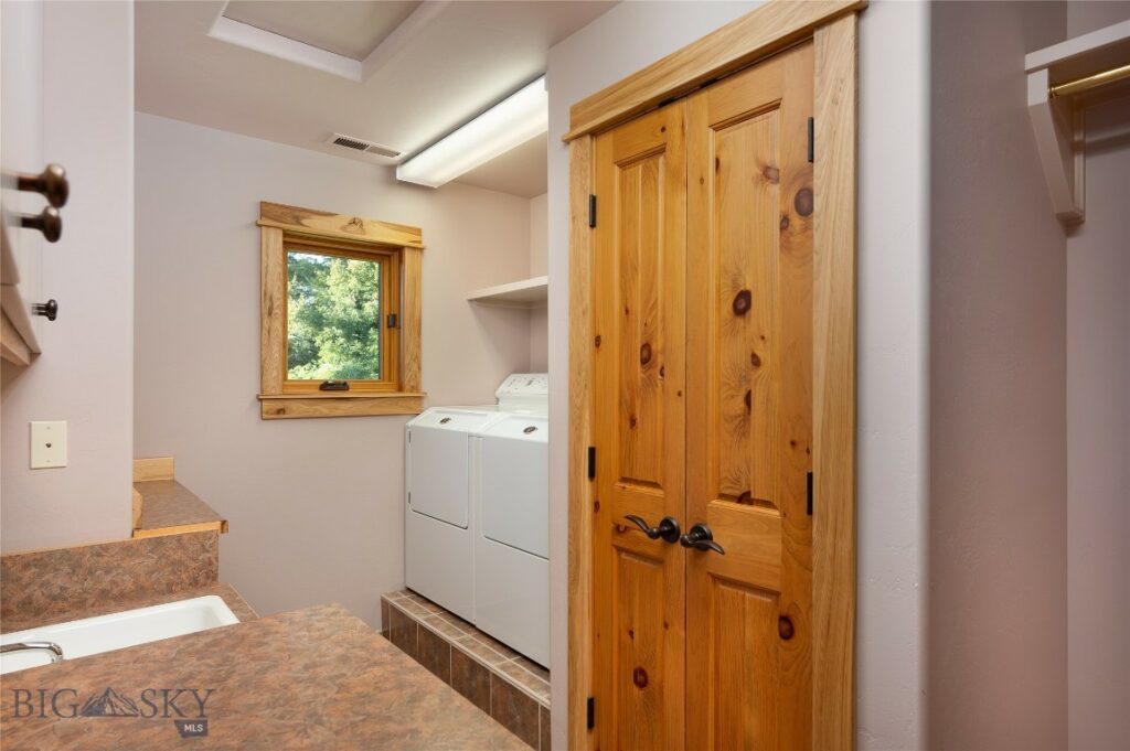 2355 Sawmill Road, Bozeman MT 59715