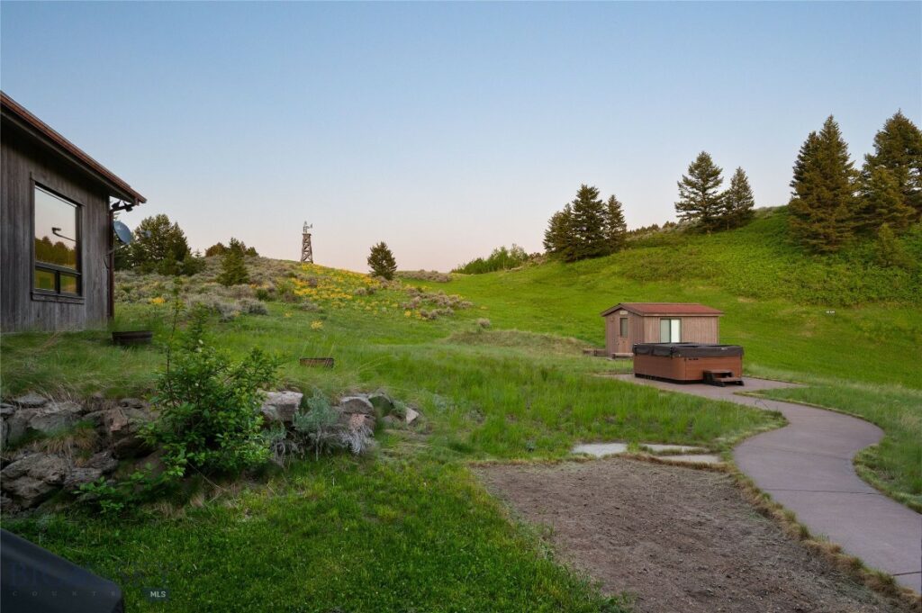 2355 Sawmill Road, Bozeman MT 59715