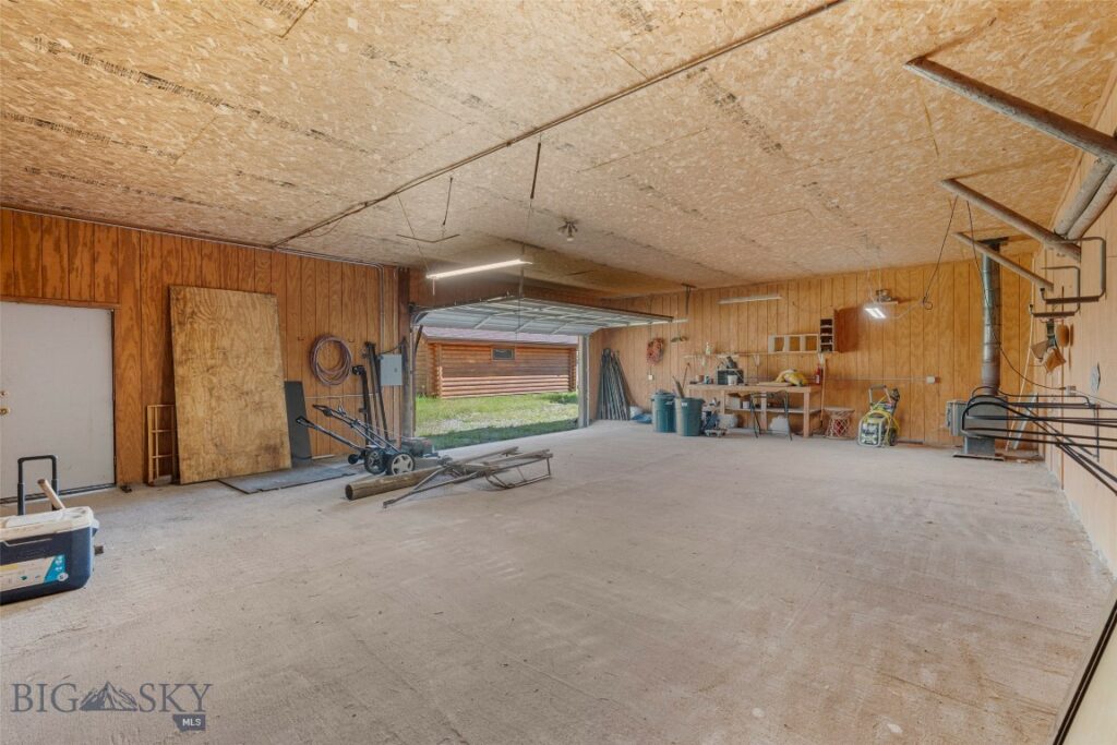 3500 Jackson Creek Road, Bozeman MT 59715