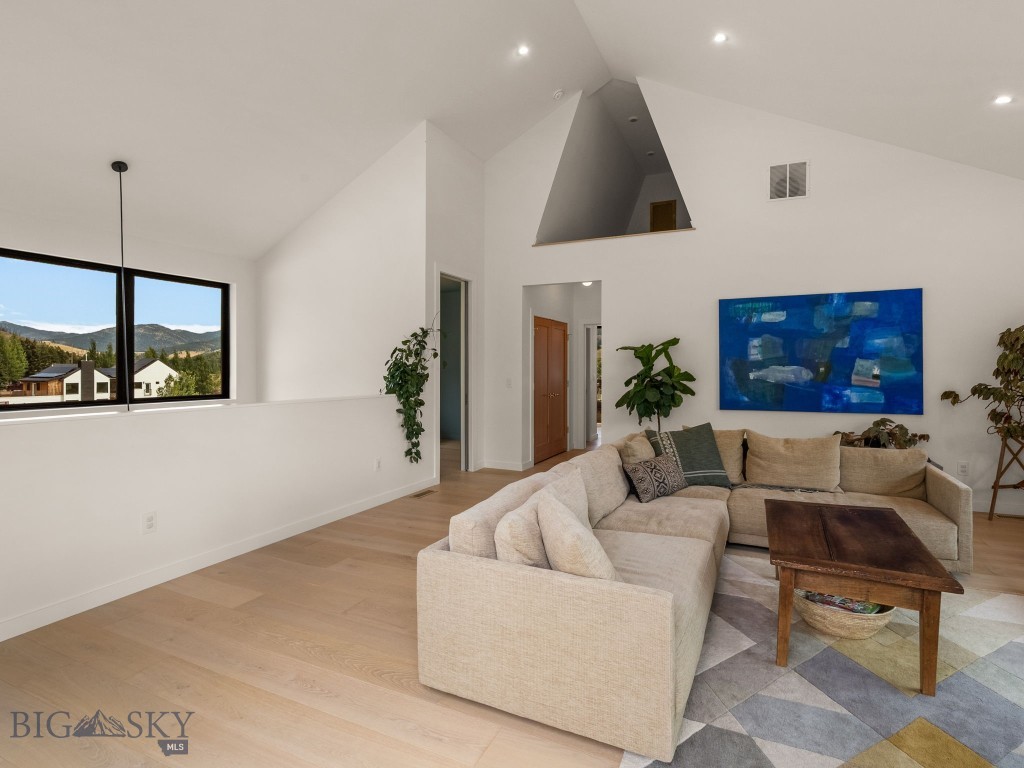 44 Midway Bridger Road, Bozeman MT 59715