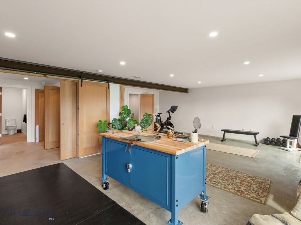 44 Midway Bridger Road, Bozeman MT 59715