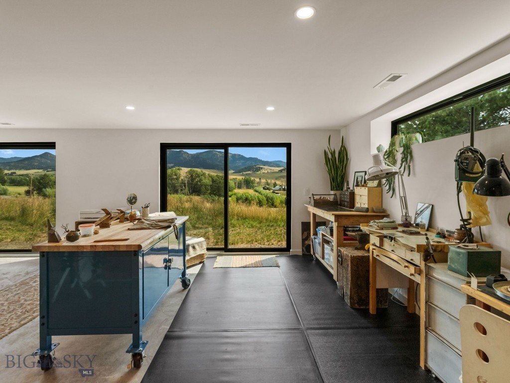 44 Midway Bridger Road, Bozeman MT 59715