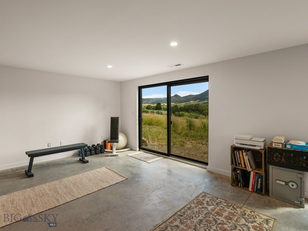 44 Midway Bridger Road, Bozeman MT 59715