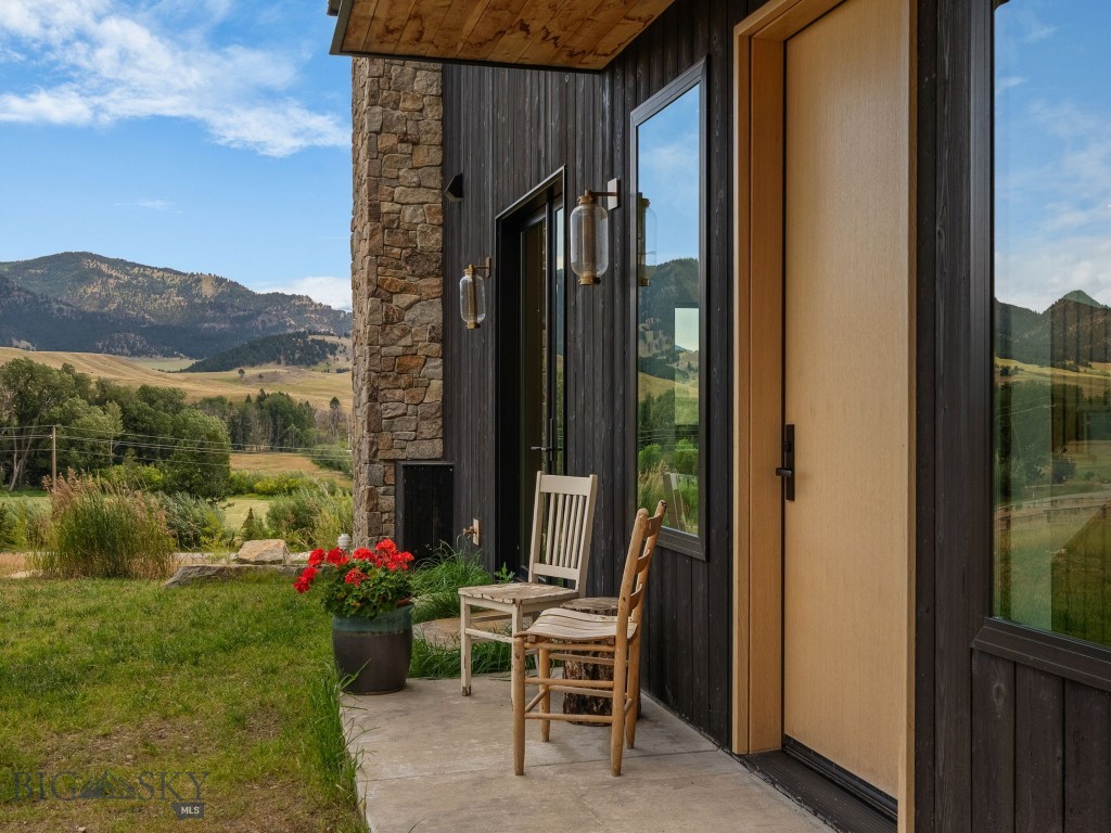 44 Midway Bridger Road, Bozeman MT 59715