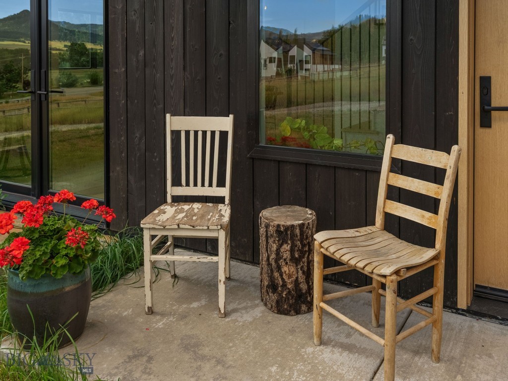 44 Midway Bridger Road, Bozeman MT 59715