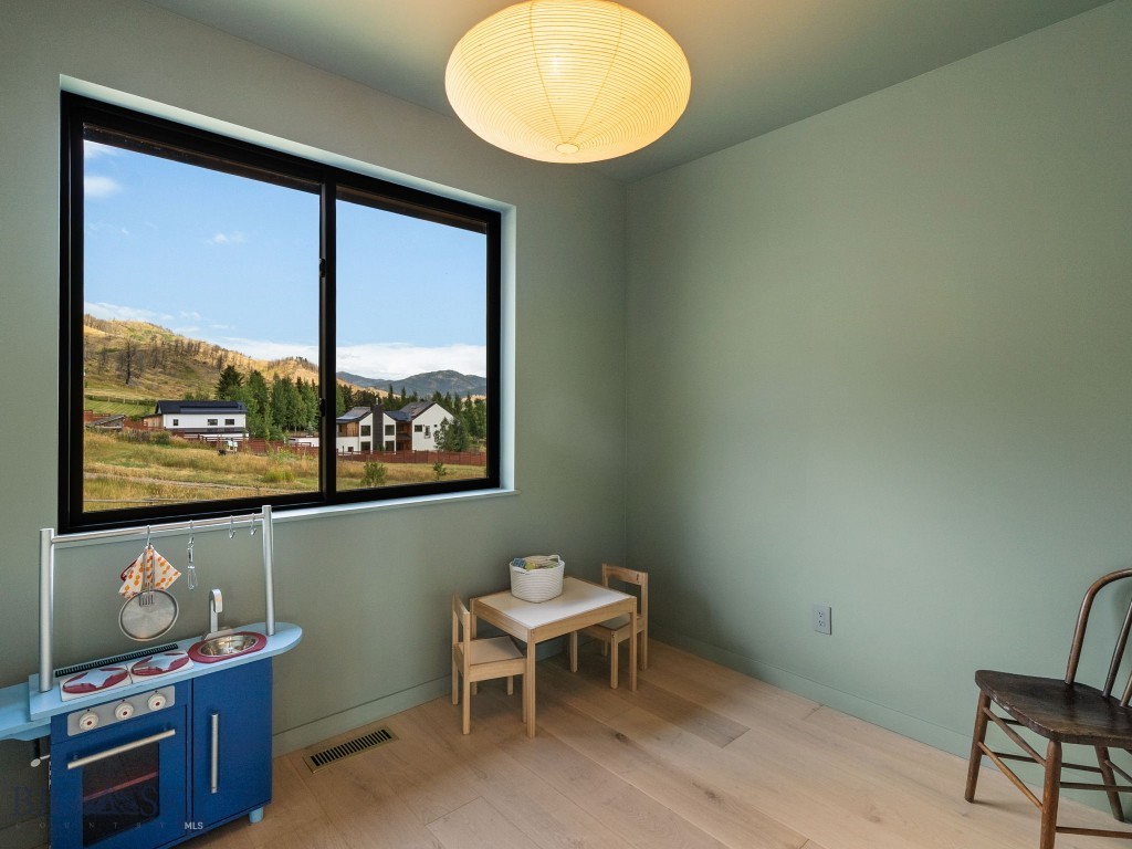 44 Midway Bridger Road, Bozeman MT 59715