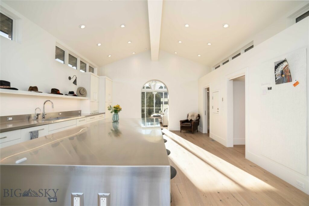 4800 Meadow Lane, Bozeman MT 59715