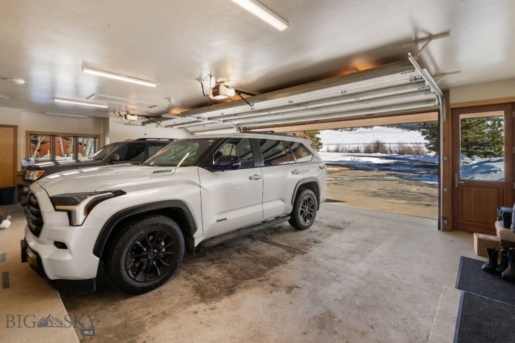7180 Tepee Ridge Road, Bozeman MT 59715