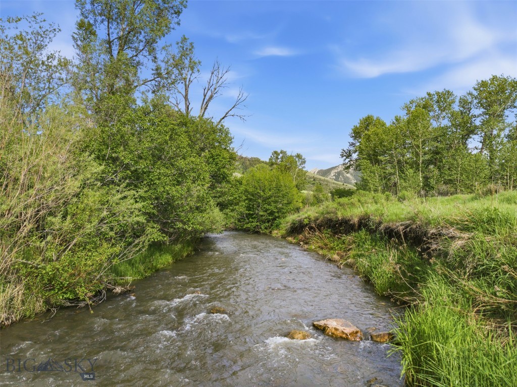 761 Sunny Bear Road, Bozeman MT 59715