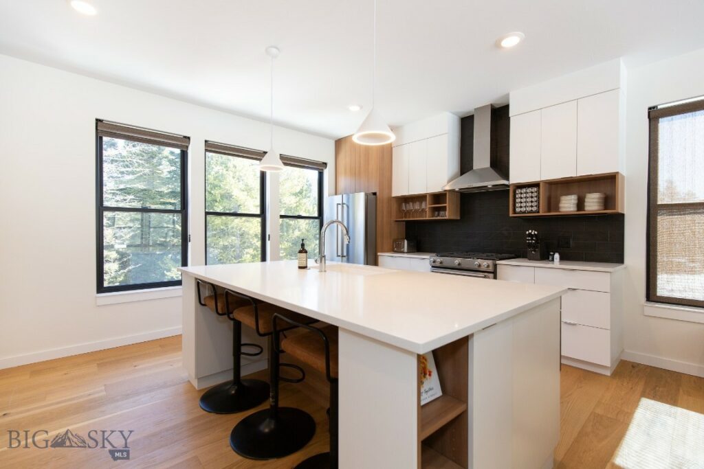 83 Bridger Pines Road, Bozeman MT 59715