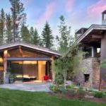bridger-canyon-modern-luxury-home-03