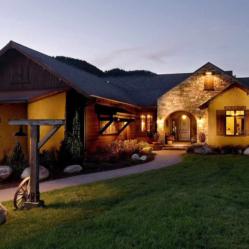 Architecture Ideas – Bridger Canyon Rustic Southwestern Home