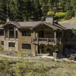 bridger-canyon-stone-creek-residence-brechbuhler-architects-10